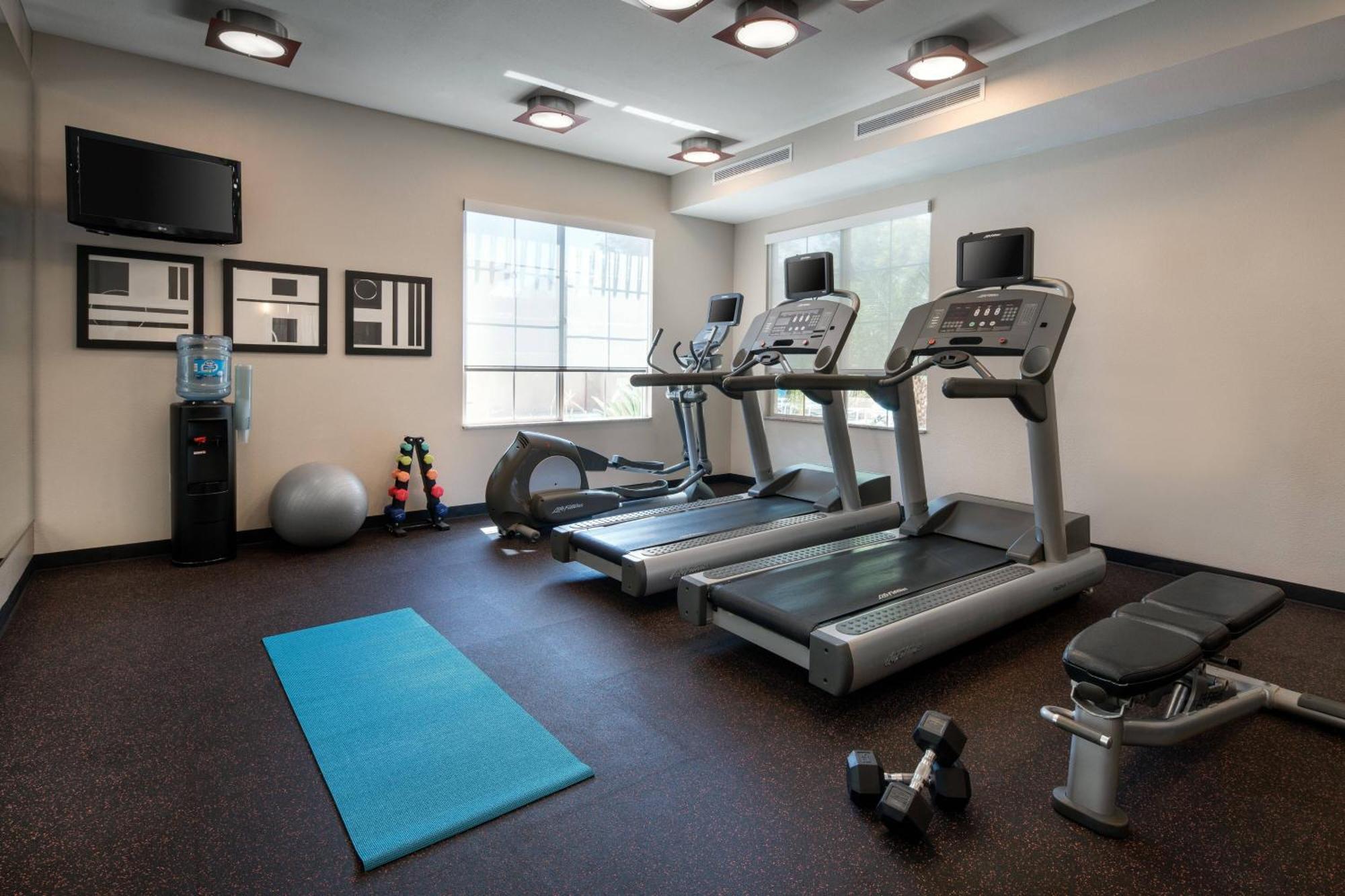Towneplace Suites By Marriott San Diego Carlsbad / Vista Exteriör bild