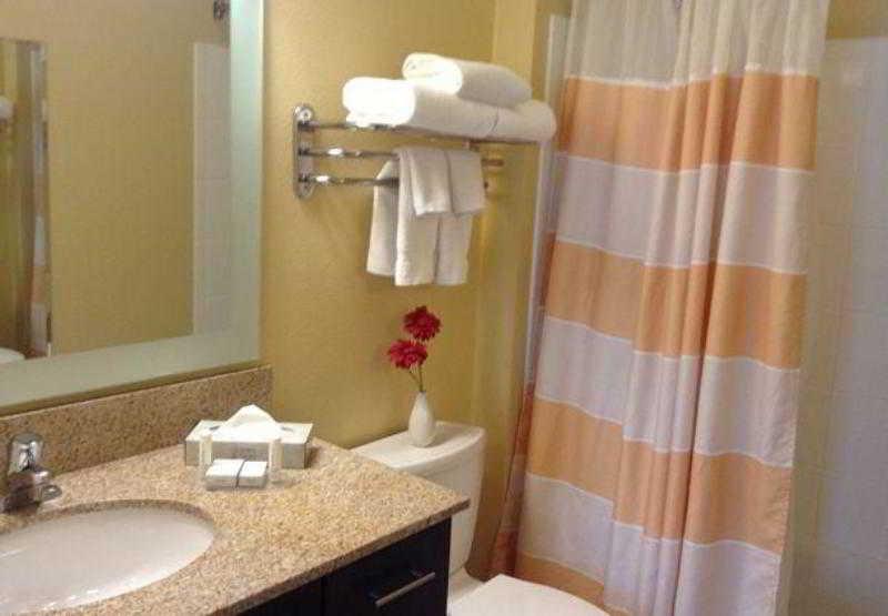 Towneplace Suites By Marriott San Diego Carlsbad / Vista Exteriör bild