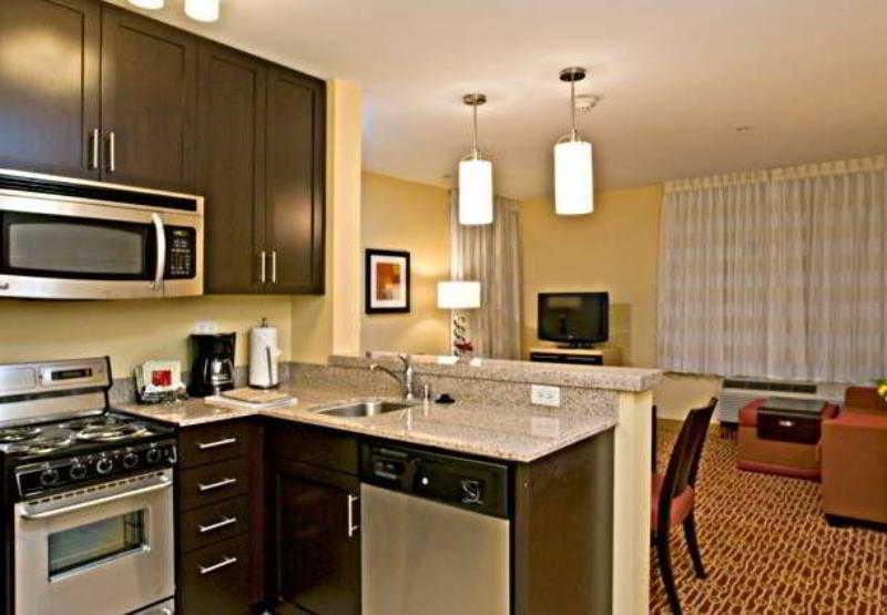 Towneplace Suites By Marriott San Diego Carlsbad / Vista Exteriör bild